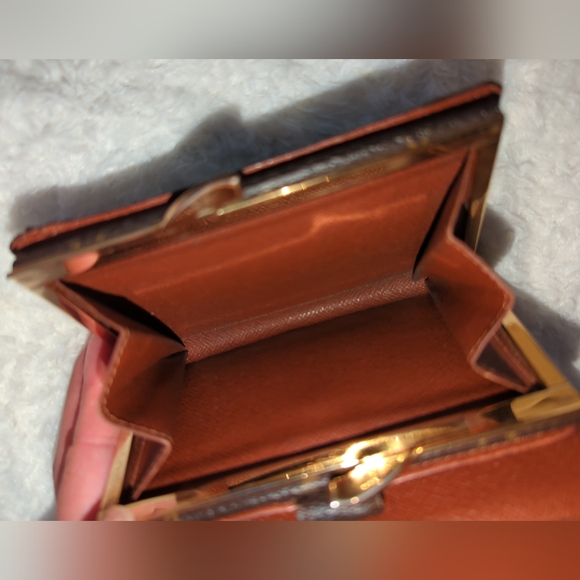 Louis Vuitton Brown Monogram Kisslock Wallet Includes Box Authentic - Picture 6 of 10
